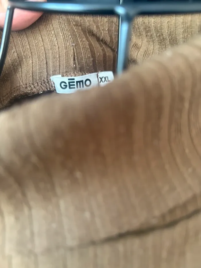Sous-pull GEMO taille XXL – Bon état - photo numéro 3