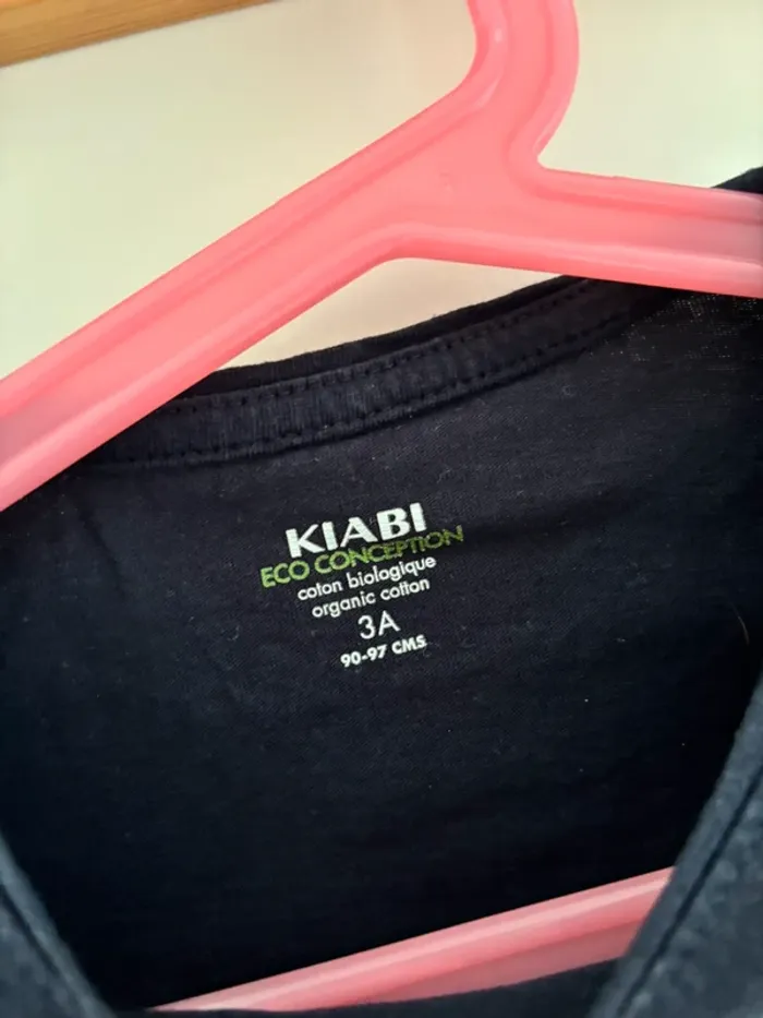 T-shirt bleu à cœurs Kiabi 98 cm fille – Doux et mignon - photo numéro 2