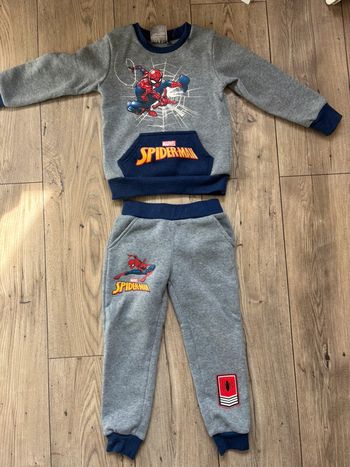 Ensemble Spiderman Marvel