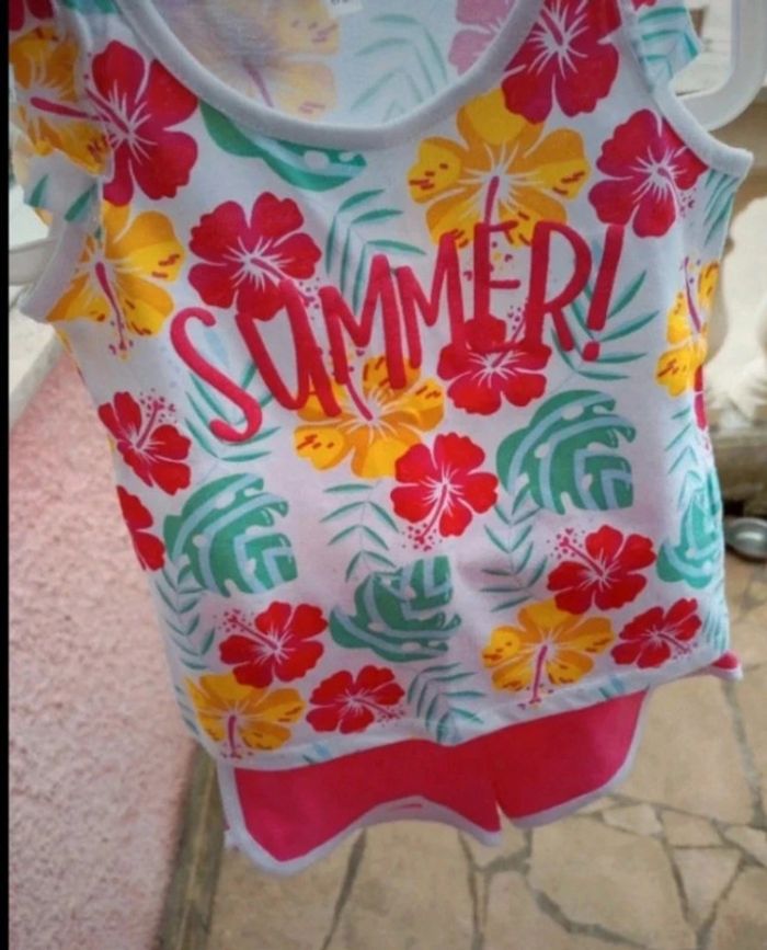 Ensemble t-shirt et short - photo numéro 3
