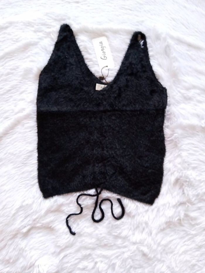 Crop top noir duveteux Taille S/M Neuf