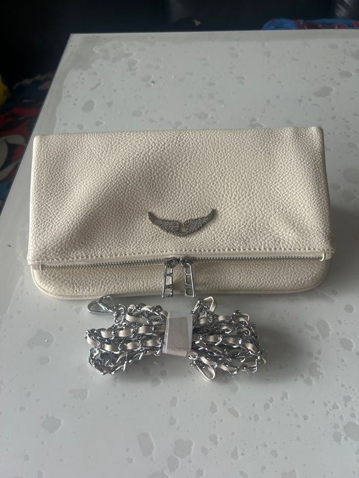 Pochette - photo numéro 1