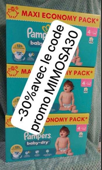 Trois cartons de couches Pampers taille 4 normal 