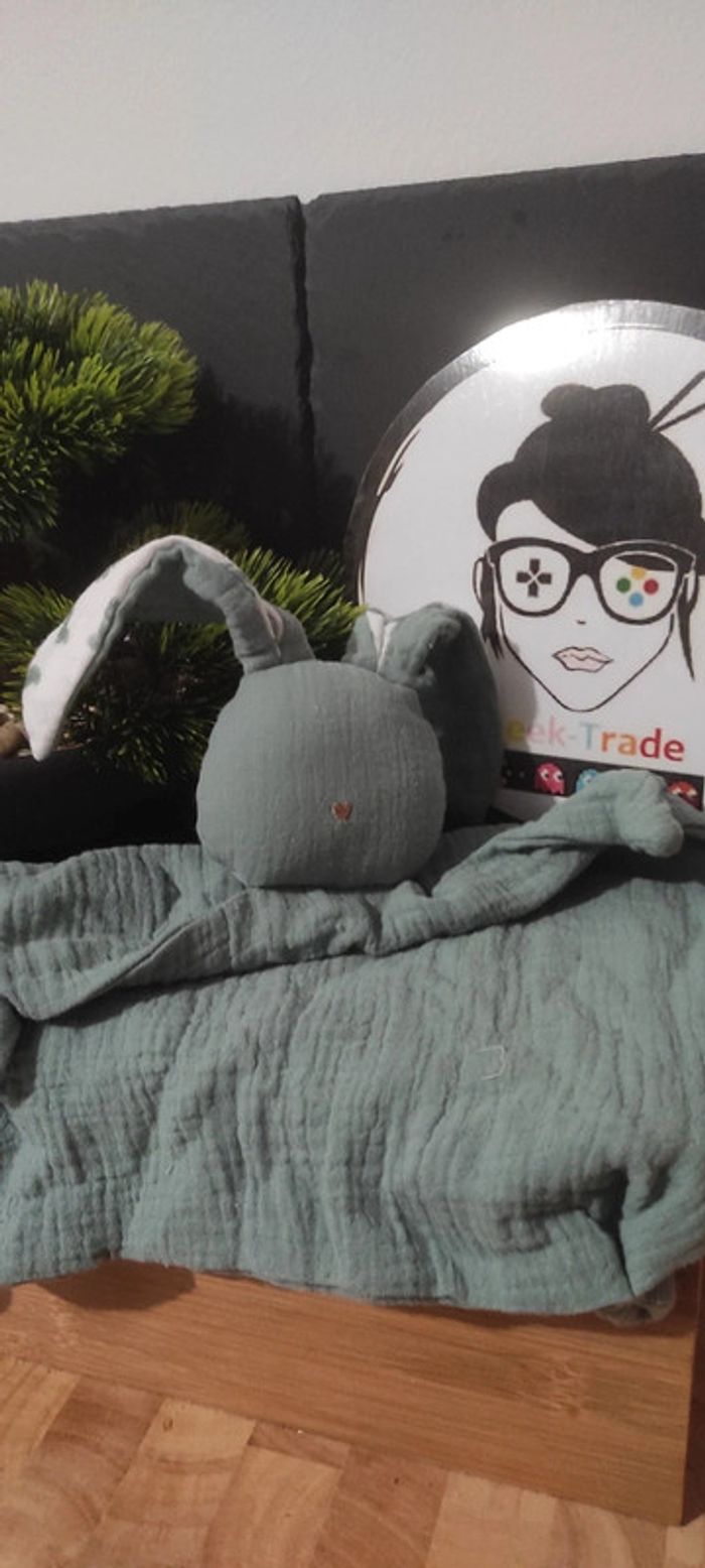 doudou mikito bleu vert blanc  lange bibs coeur plume coton bio