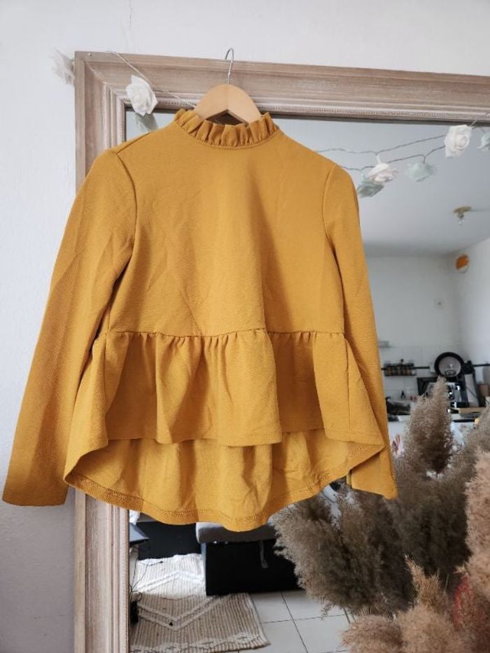 Top peplum