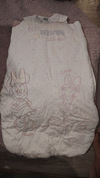Gigoteuse disney neuf 12-18 mois