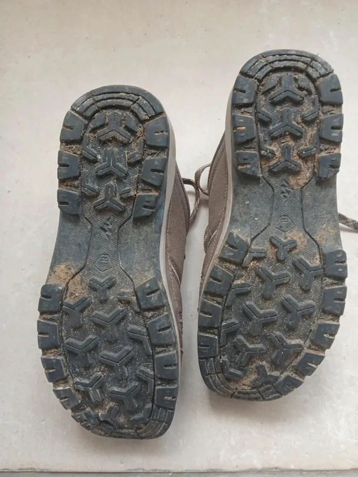 Chaussures randonnées P39 - photo numéro 4