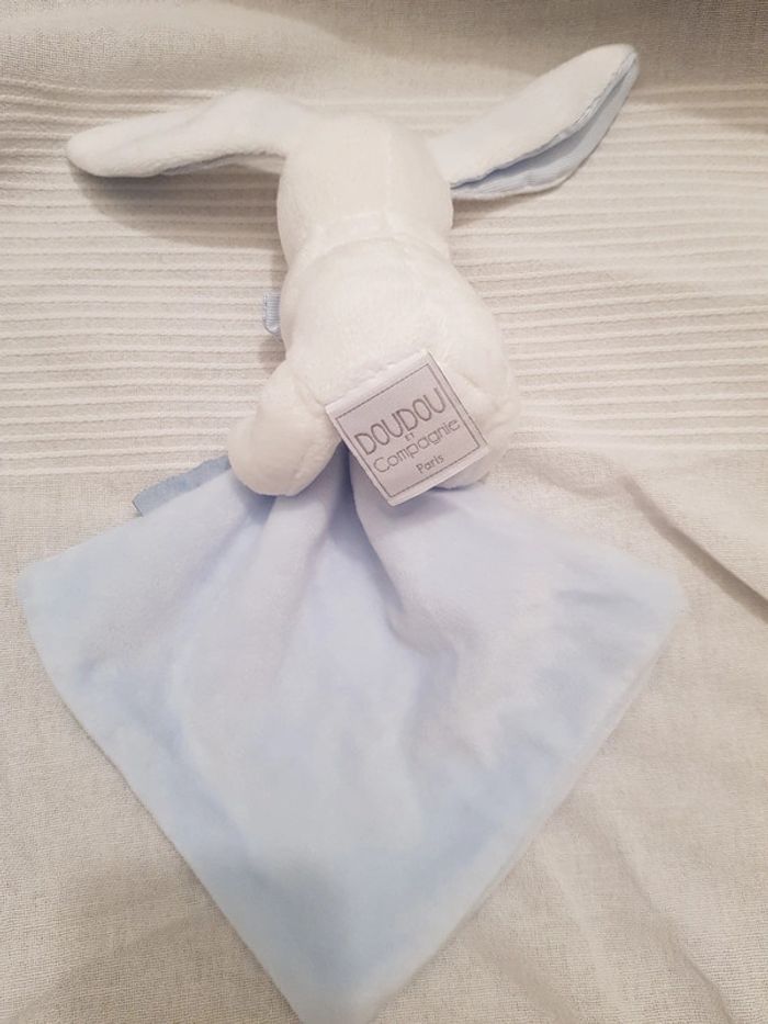 Doudou lapin mouchoir bleu Doudou et compagnie - photo numéro 2