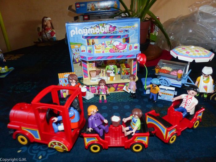 PLaymobils lot fete glacier + train enfants
