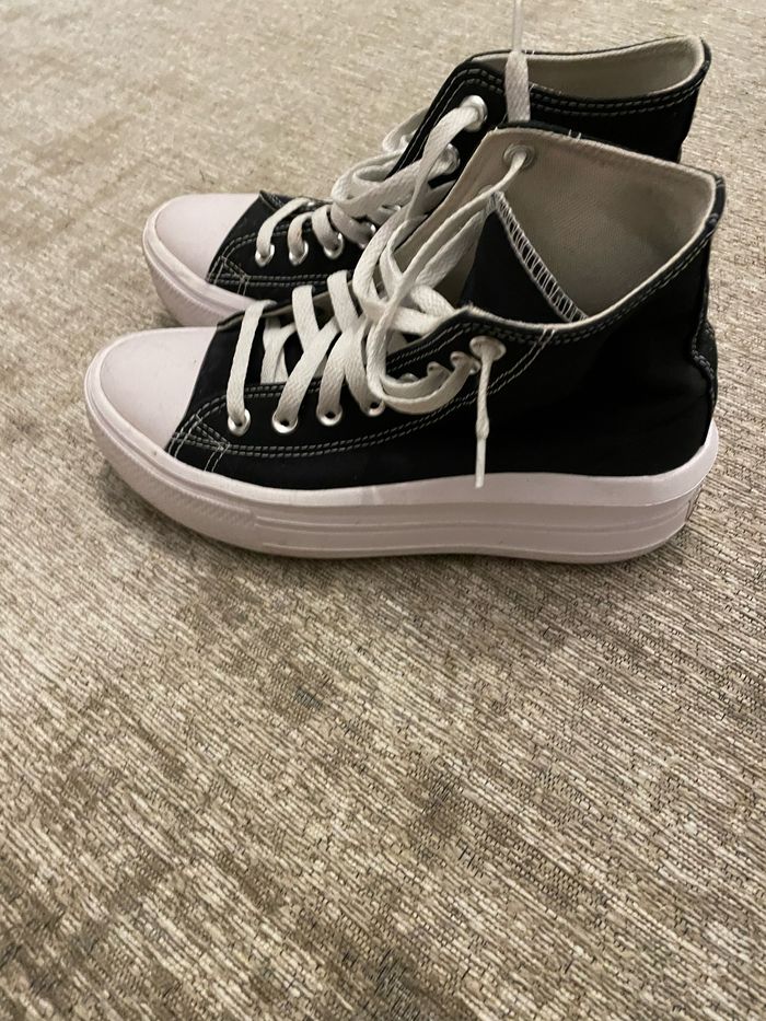 Converse - photo numéro 2