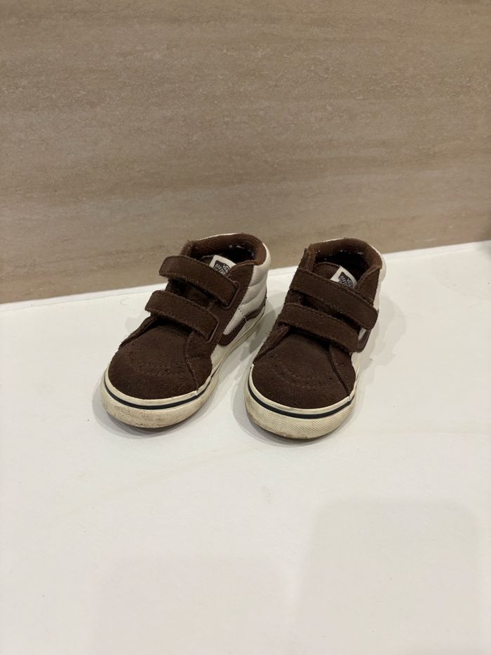 👟 Chaussures enfant montantes Vans – Tres bon état ! - photo numéro 5
