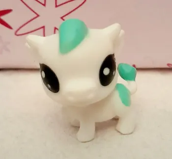 Mini Figurine Littlest Pet Shop Vache blanche et bleue