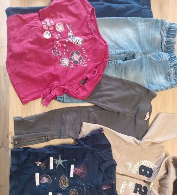Lot de vêtements fille 3ans - photo numéro 3