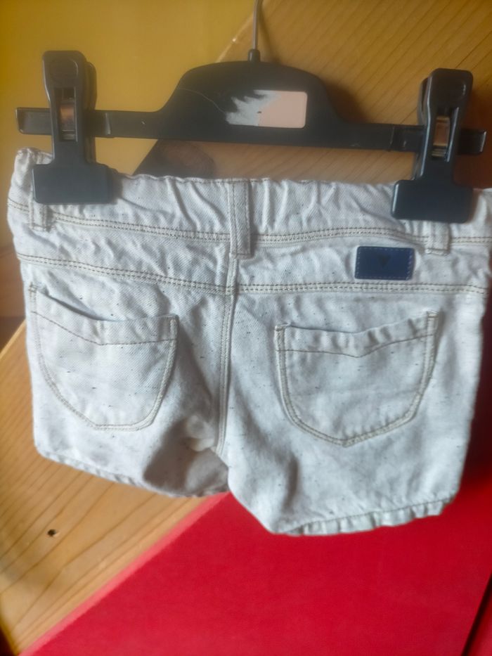 Très joli short Catimini 3 ans - photo numéro 3