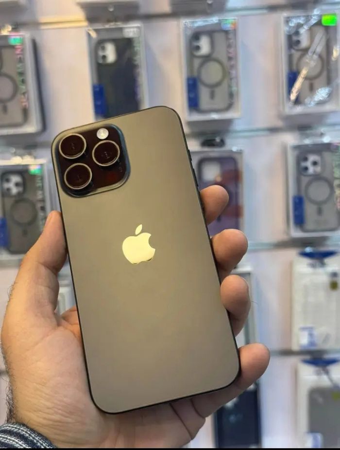 iPhone 16 pro Max - photo numéro 5