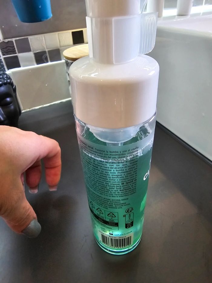 Nettoyant visage - photo numéro 3