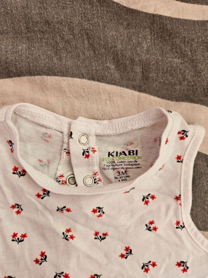 Robe kiabi 3mois - photo numéro 2
