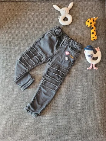 Jean effet destroy fille 3 ans