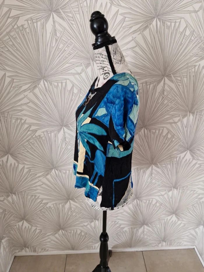 Jolie blouse manches courtes taille 40 - photo numéro 3