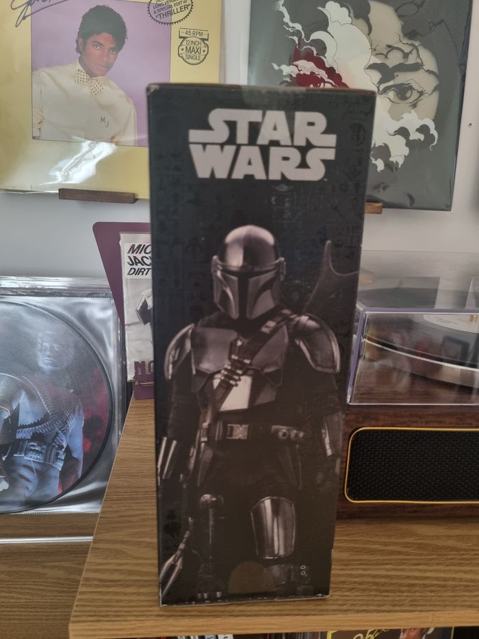 Figurine Mandalorian avec Baby Grogu - photo numéro 4