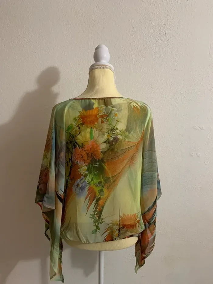 Blouse fluide imprimée fleurie Golden Days Paris – Taille M/L - photo numéro 3