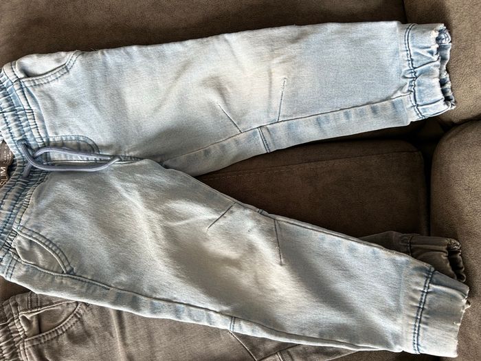 Lot 3 jeans slim elastic  1an 1/2 - 2 ans - photo numéro 7