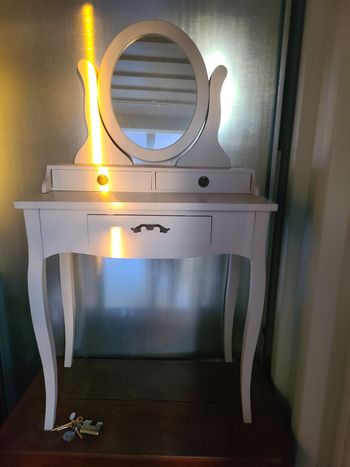 Coiffeuse avec miroir