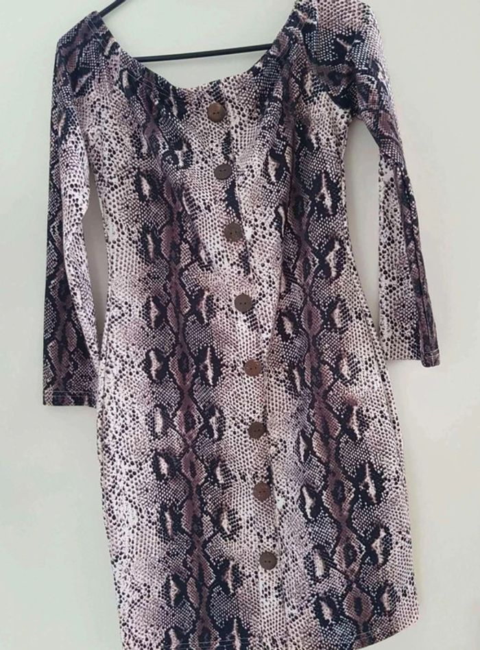Robe  moulante  taille  40