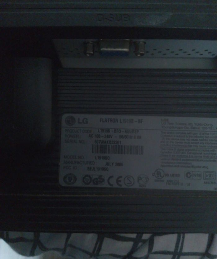Écran pc lg noir - photo numéro 5