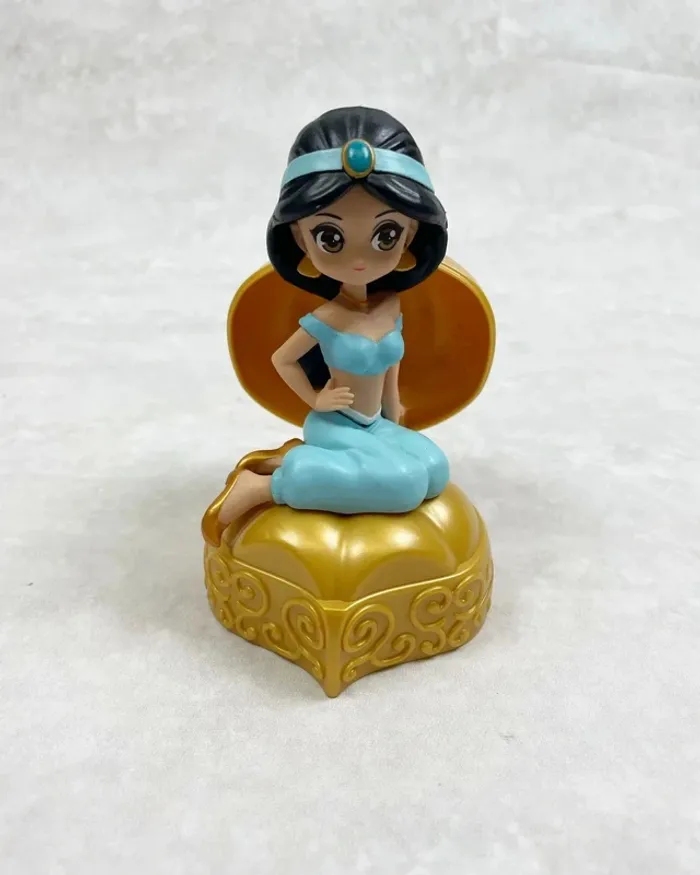 Petite figurine Jasmine disney Japon gashapon rare - photo numéro 2