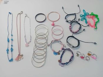 Lot bijoux fantaisie bracelet shamballa collier bagues