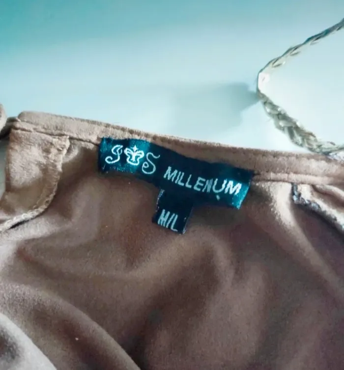 Robe daim avec clou et strass manches trois quart femme c - photo numéro 7