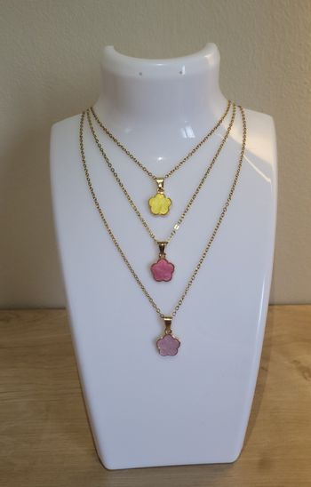 Collier dorée fleur 