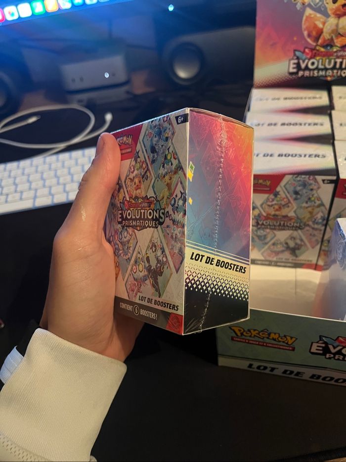 Pokémon bundle 8.5 évolution prismatique - photo numéro 2