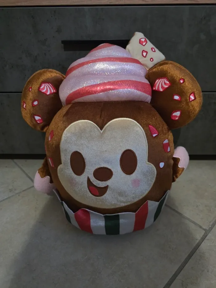 peluche mickey cupcake 46 cm Munchlings Disney