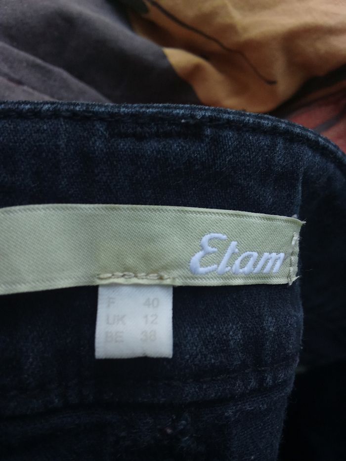 Très jolie jupe taille 40 marque Etam - photo numéro 5