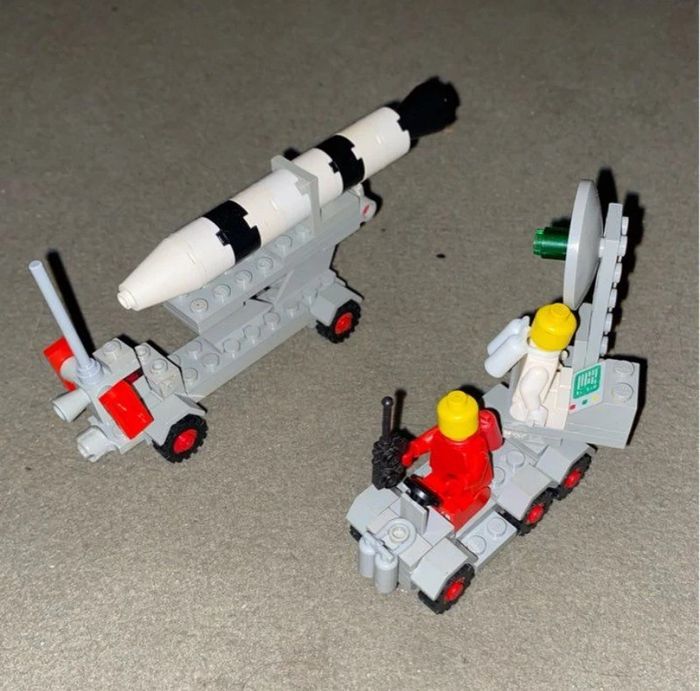 Vintage Lot X3 Lego Classic Space 462 + 6841 + 6842 - photo numéro 2