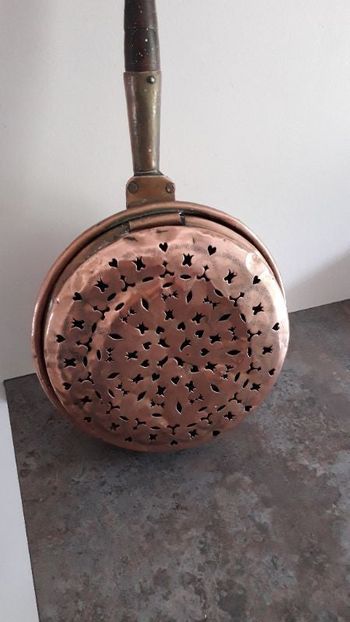 Bassinoire en cuivre
