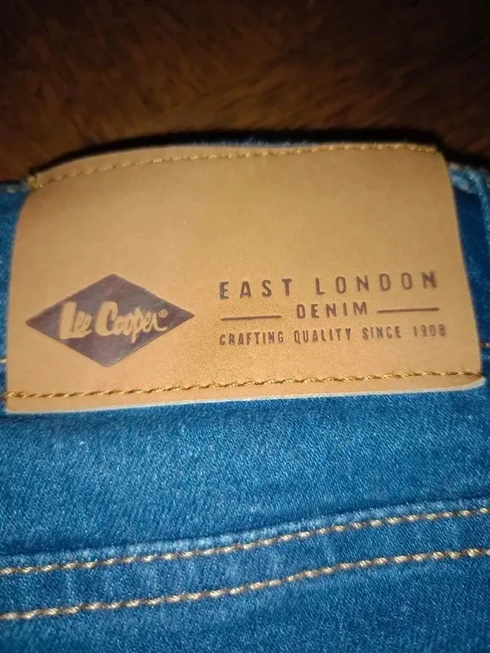 Short Lee Cooper en jean 10 ans - photo numéro 2