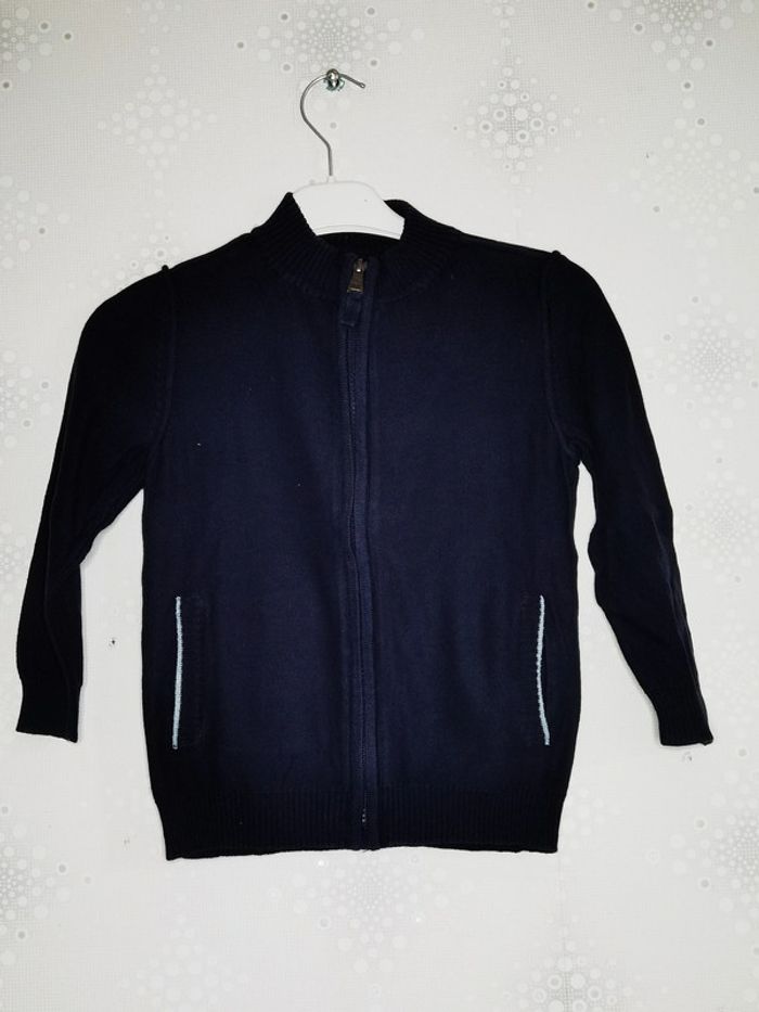 D4106 - gilet zippé garçon 5 ans