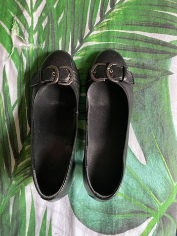 escarpins à boucle T.38