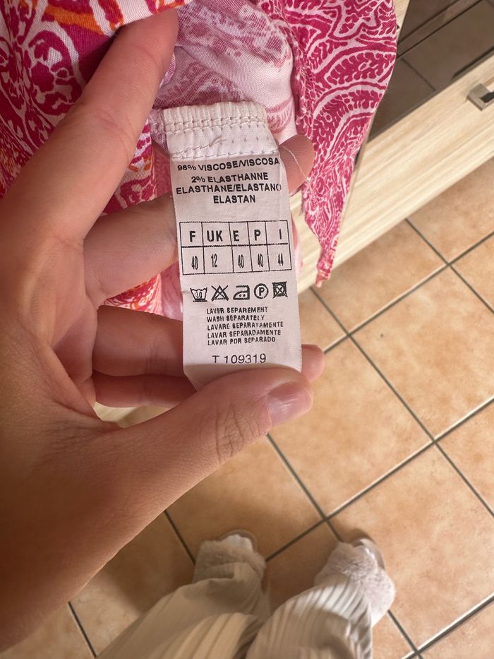 Blouse/haut sans manche - photo numéro 5