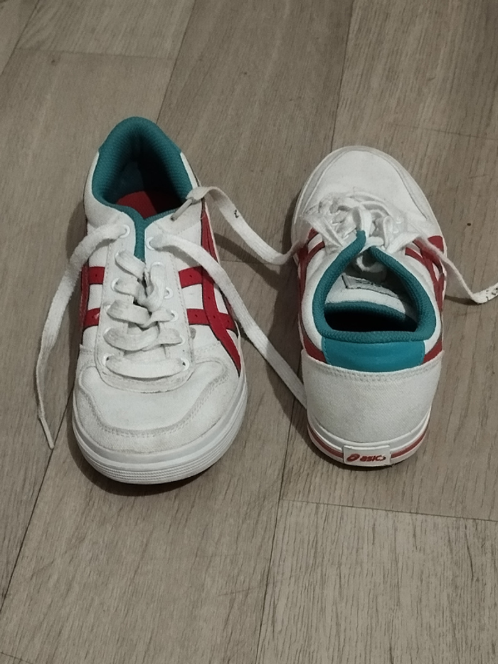 Basket Asics garçon pointure 35 .5