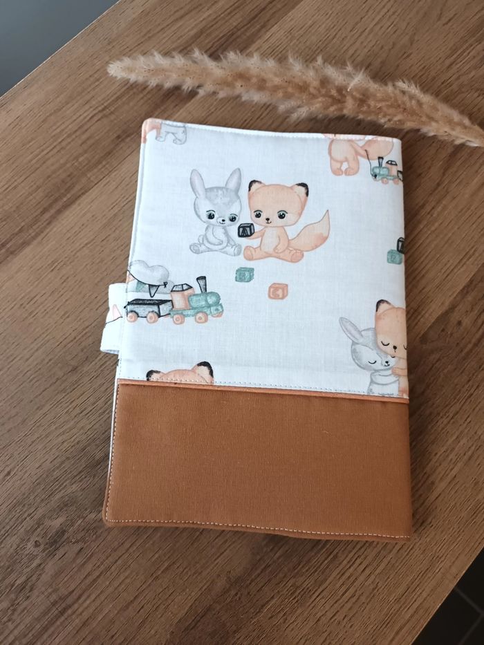 Protège carnet santé - photo numéro 3