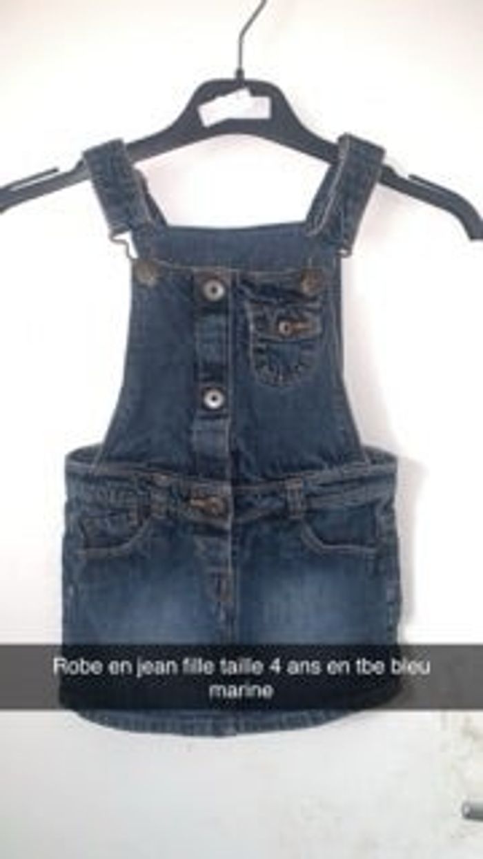 Robe fille taille 4 ans