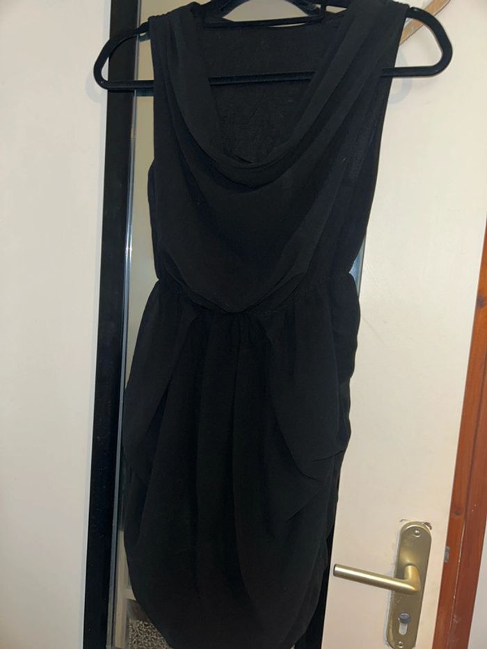 Robe noire taille S 36 - photo numéro 2
