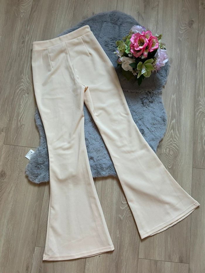 Jolie pantalon crème 🫶🏼 - photo numéro 2