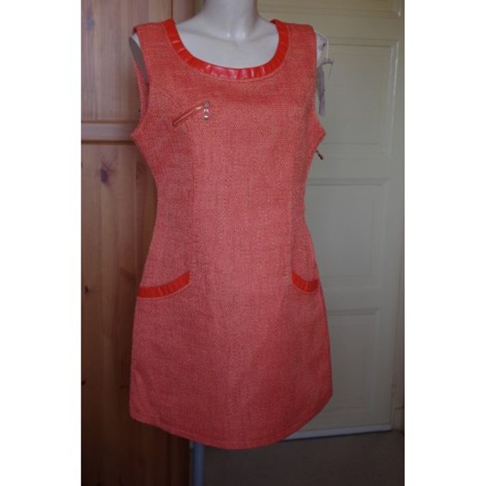 Les P'tites Bombes - Robe courte - Taille 42