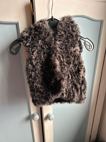 Gilet sans manches fausse fourrure , 6 mois , kitchoun