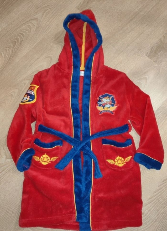 Robe de chambre Disney Planes 6 ans comme neuve
